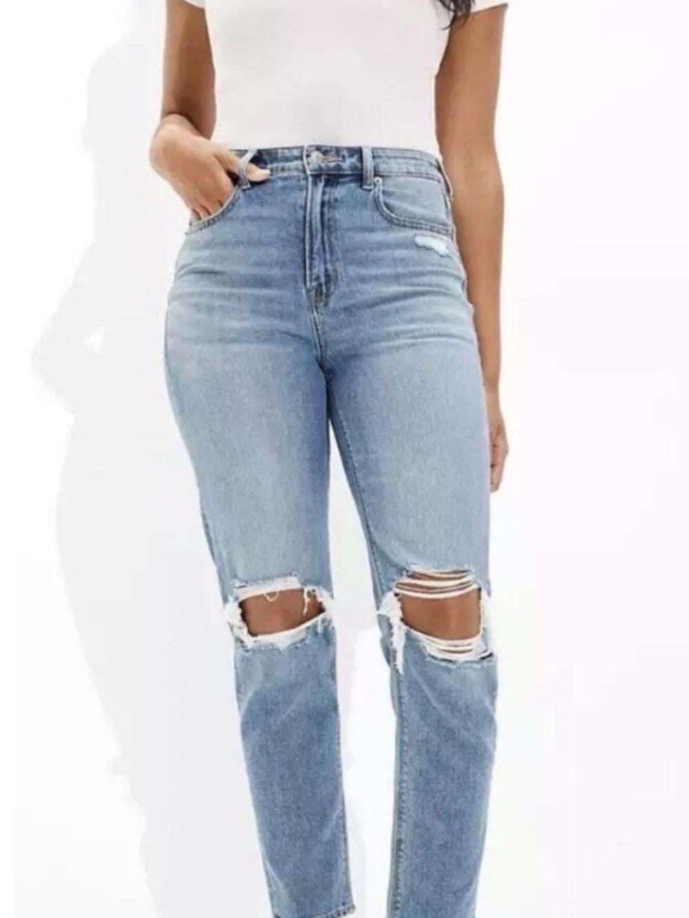 American Eagle Ripped Mom Jean